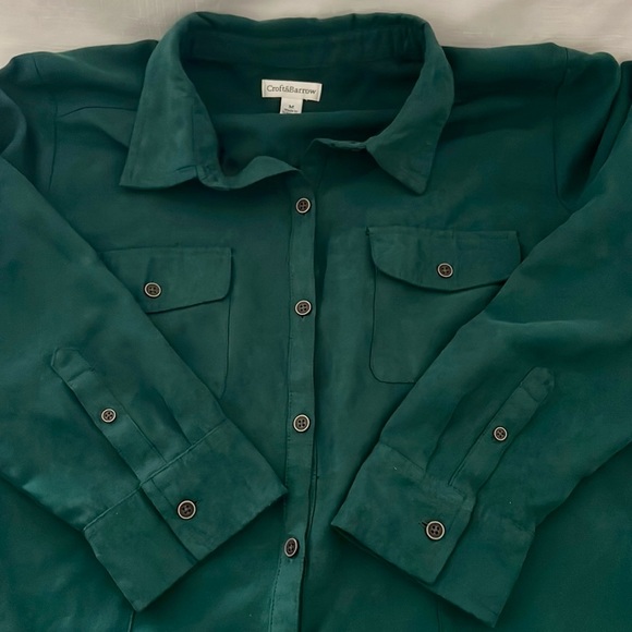 Croft & Barrow~2~Button Front Shirts / Green & Raspberry - Picture 16 of 16